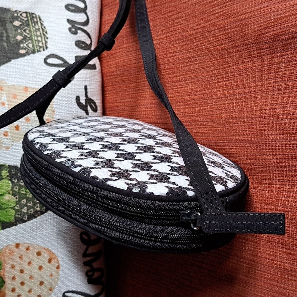 VERA Bradley Crossbody Black and White with Sequin Overlay.  Adjustable Strap - Picture 5 of 13